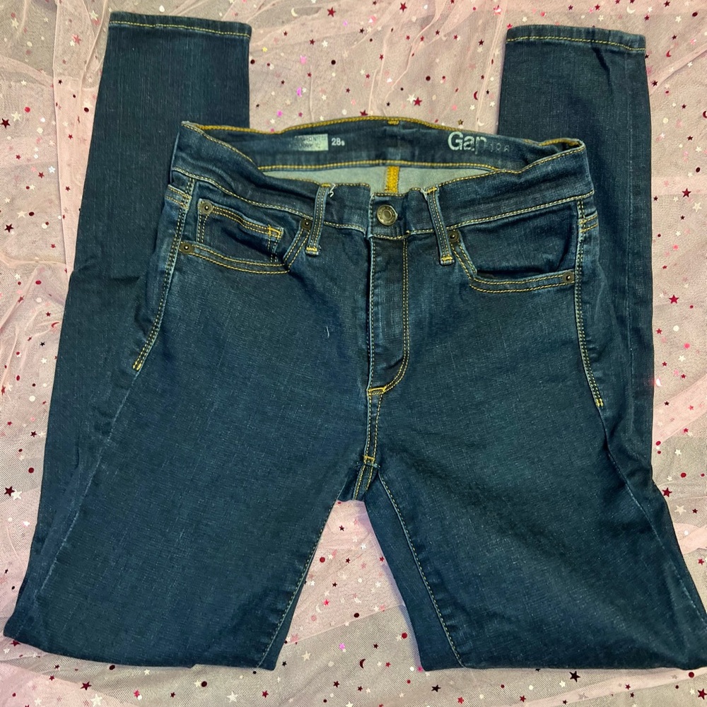 28S GAP jeans